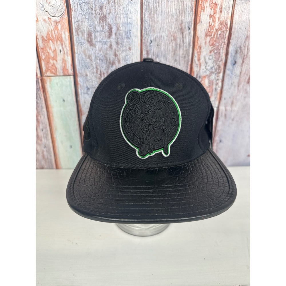 Boston Celtics NBA Pro Standard Black Leather Visor Strapback Hat Cap Mens